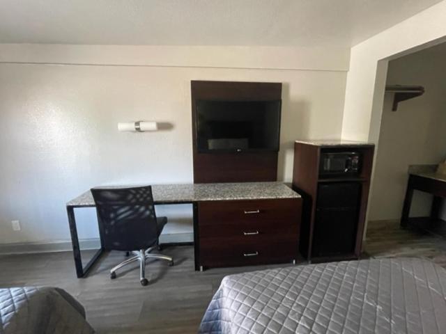 Western Inn Marietta Smyrna Bagian luar foto